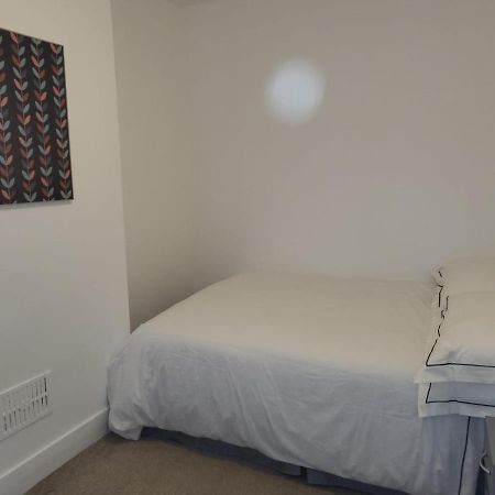 Affordable Rooms In Gillingham Gillingham  Buitenkant foto